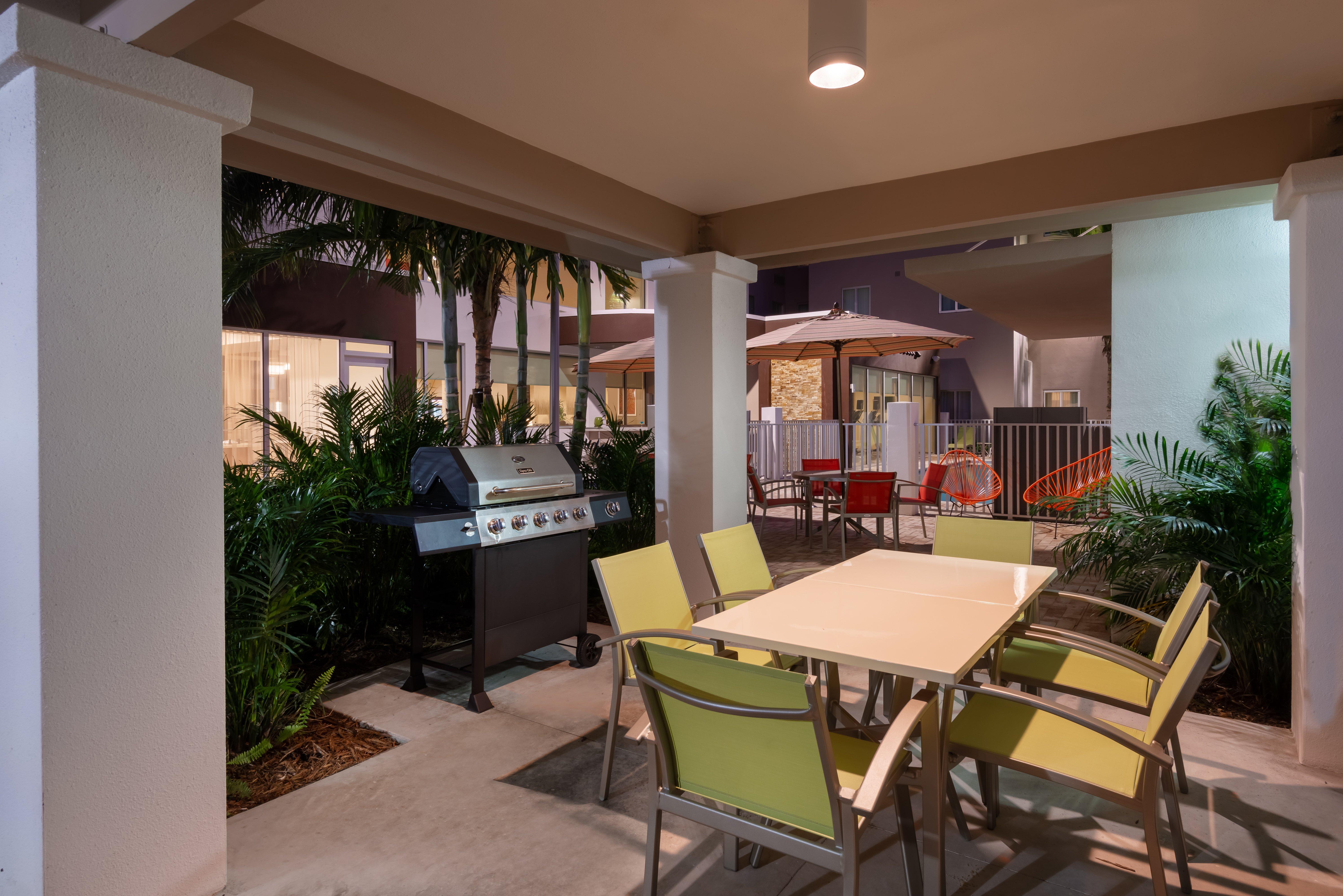 สเตย์บริดจ์ สวีท ไมอามี อินเตอร์เนชั่นแนล แอร์พอร์ต Hotel Miami Springs ภายนอก รูปภาพ